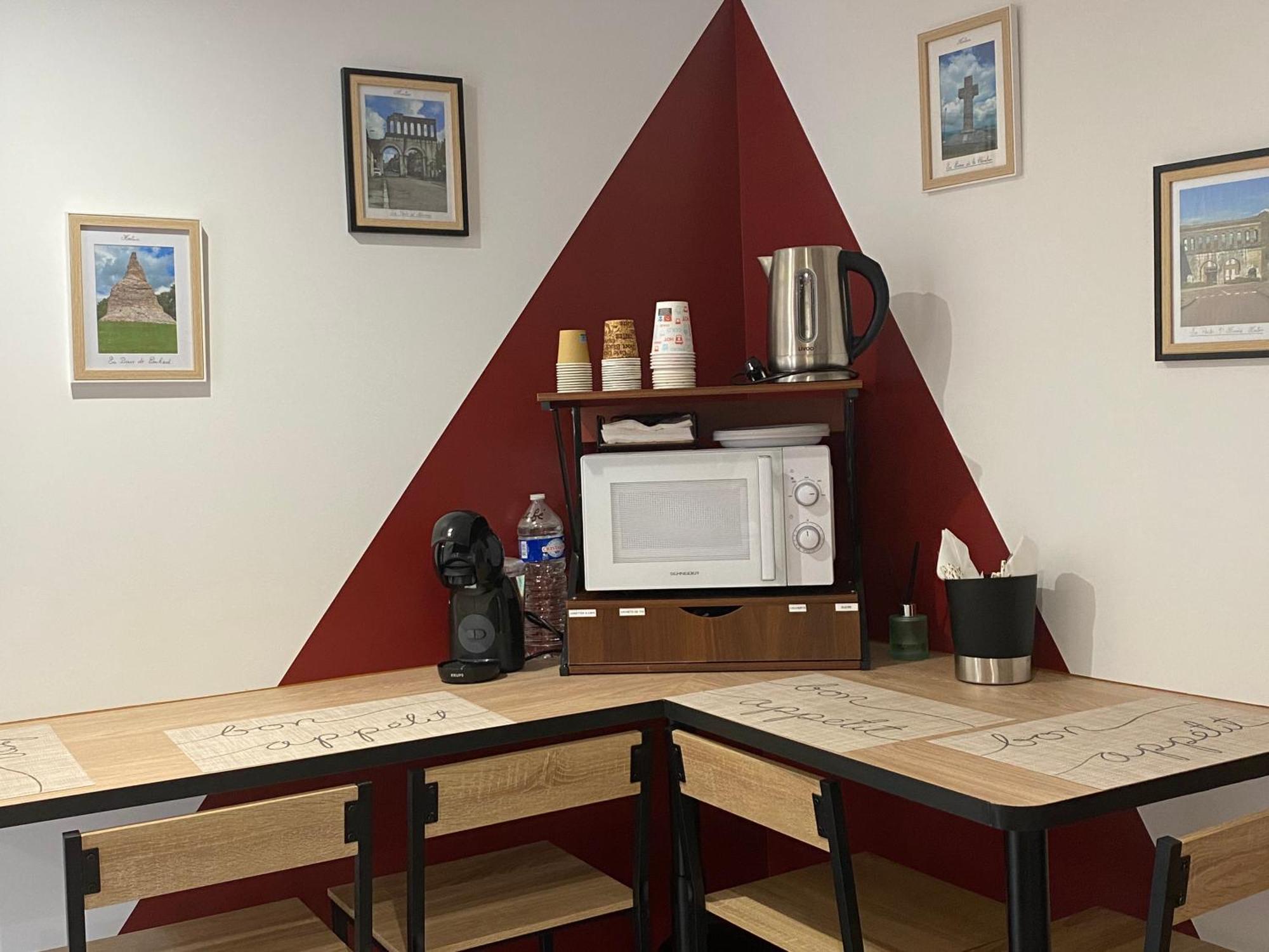 לינה וארוחת בוקר אוטון Chez Marie Et Angel מראה חיצוני תמונה
